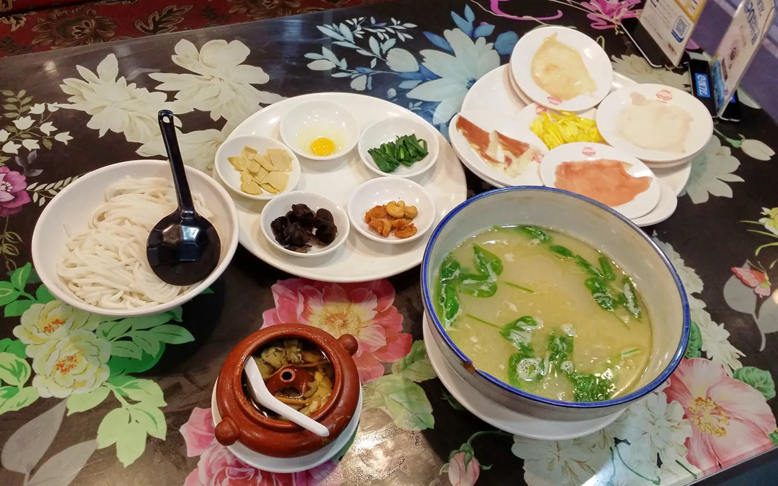 过桥米线