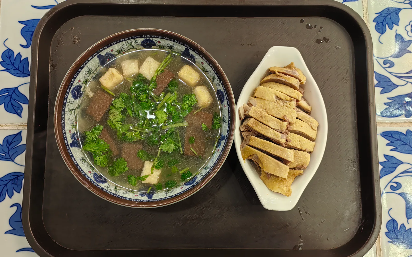 鸭血粉丝汤