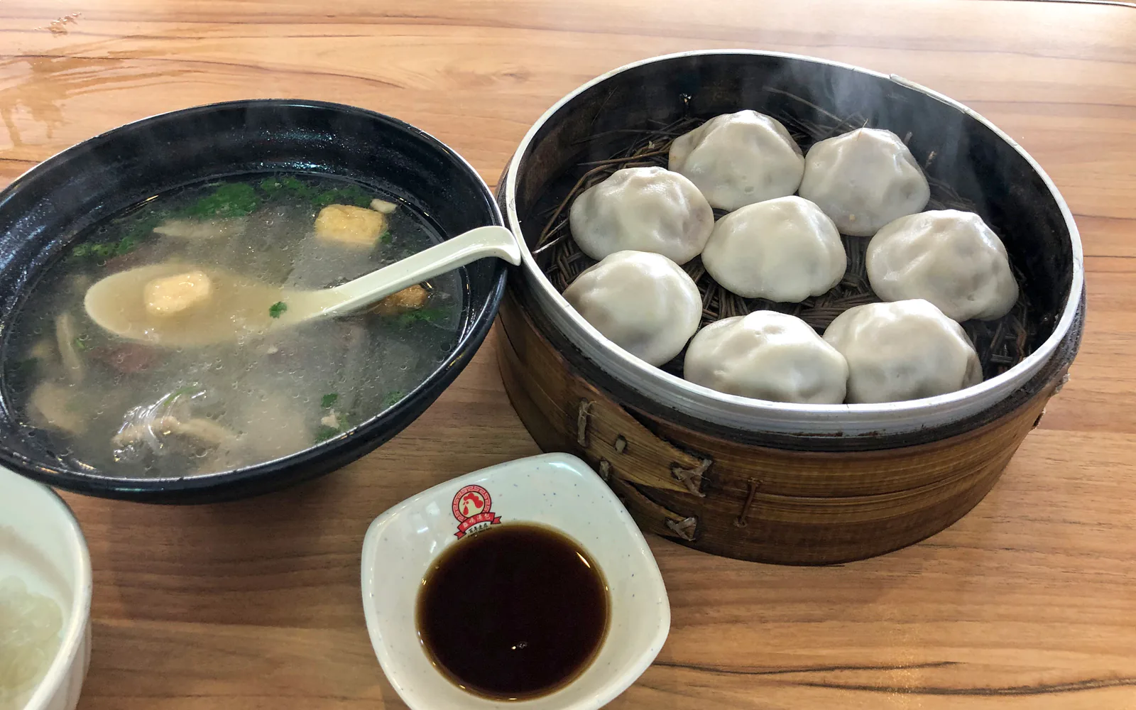 蟹黄汤包